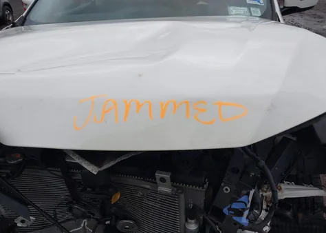 2019 Nissan Pathfinder Sv z USA, uszkodzony, nr VIN 5N1DR2MM3KC615946